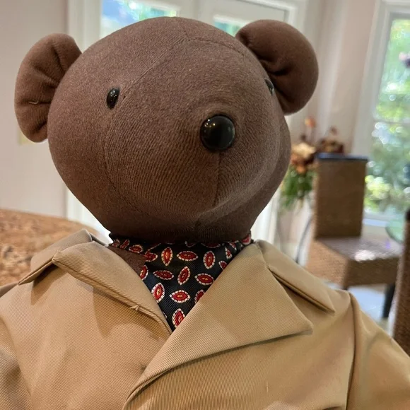 North American Bear Co. Humphrey Beargardt stuffed bear. - Picture 3 of 5